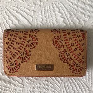 Henri Bendel Phone Wallet